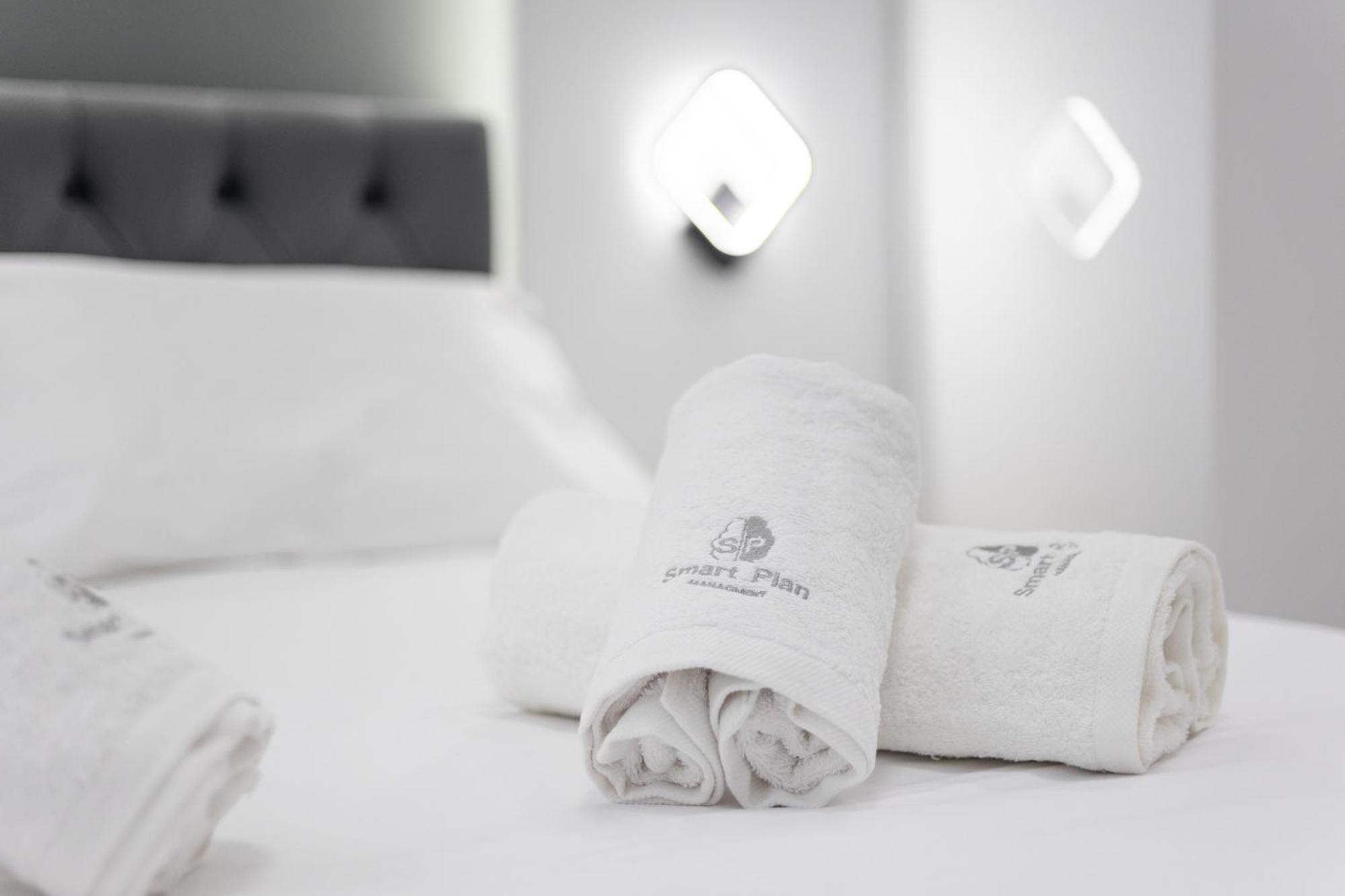 New Glamorous Apartment In Downtown Thessaloníki Ngoại thất bức ảnh